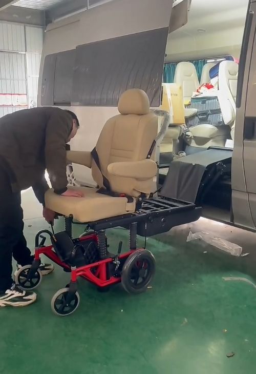 汽车轮椅的安装距离，适配性与安全性探讨
